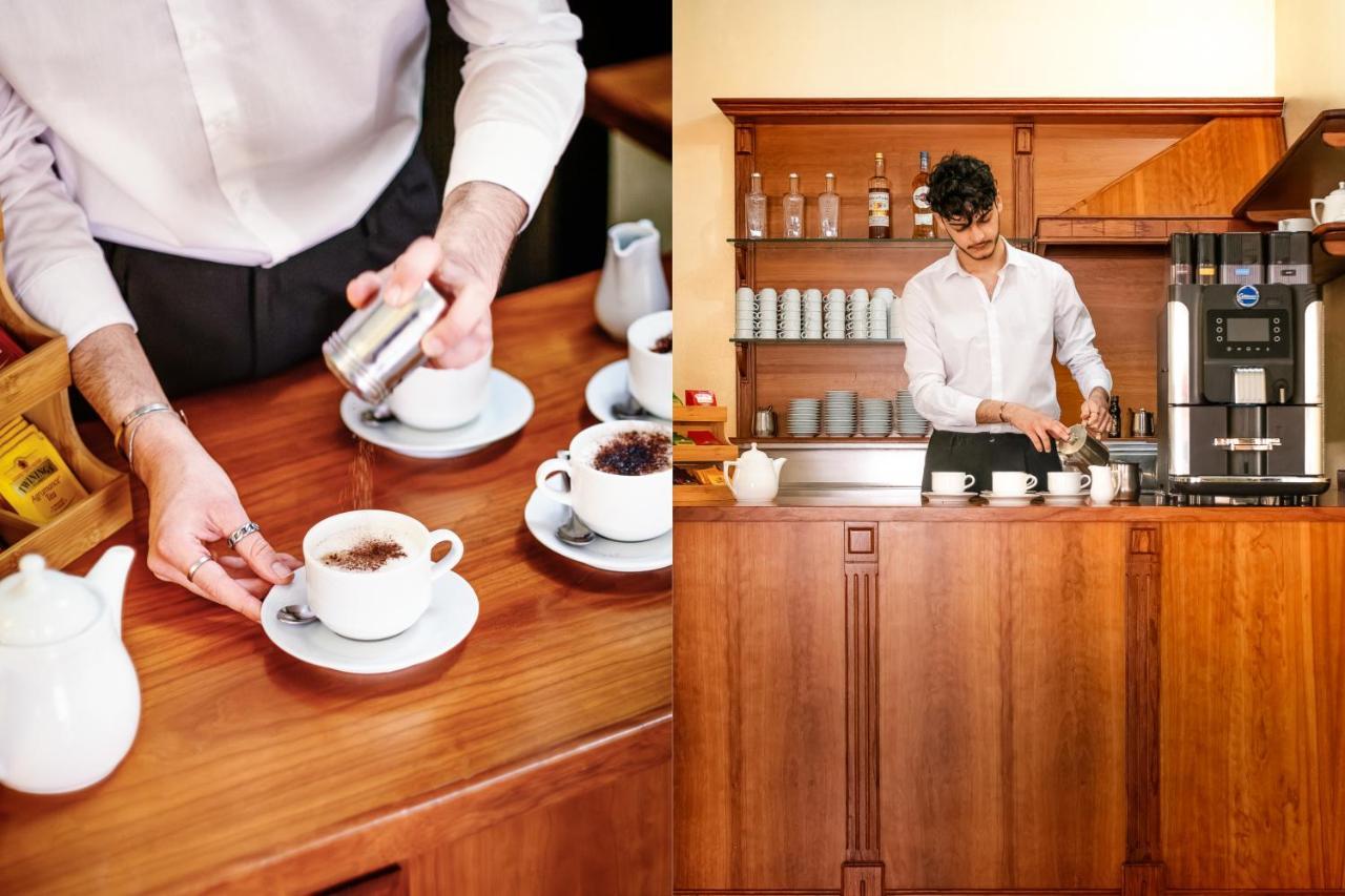 Hotel Solki SantʼAntìoco エクステリア 写真