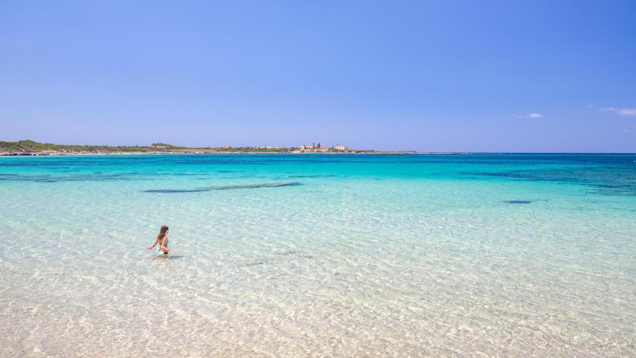Hotel Solki SantʼAntìoco エクステリア 写真